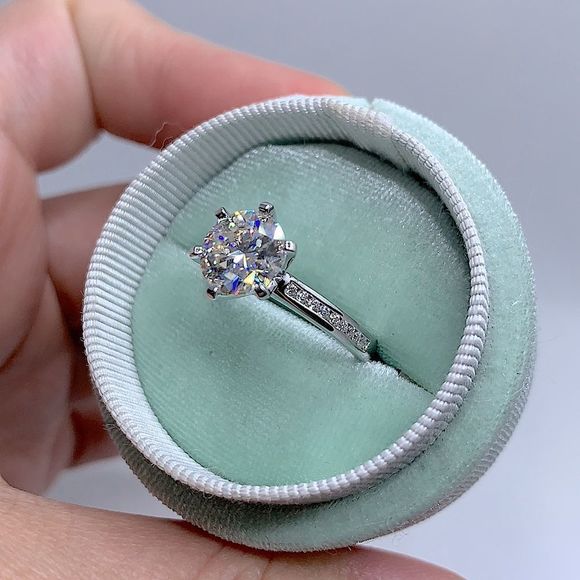 2.6 TCW CARAT ROUND BRILLIANT ENGAGEMENT RING - Picture 3 of 12